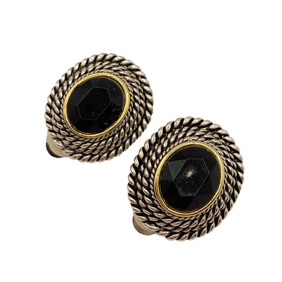 Silver gold rope textured setting with dark faceted glass stone clip on earrings - Picture 2 of 16